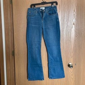 ✨Levi Bootcut Jeans SALE✨